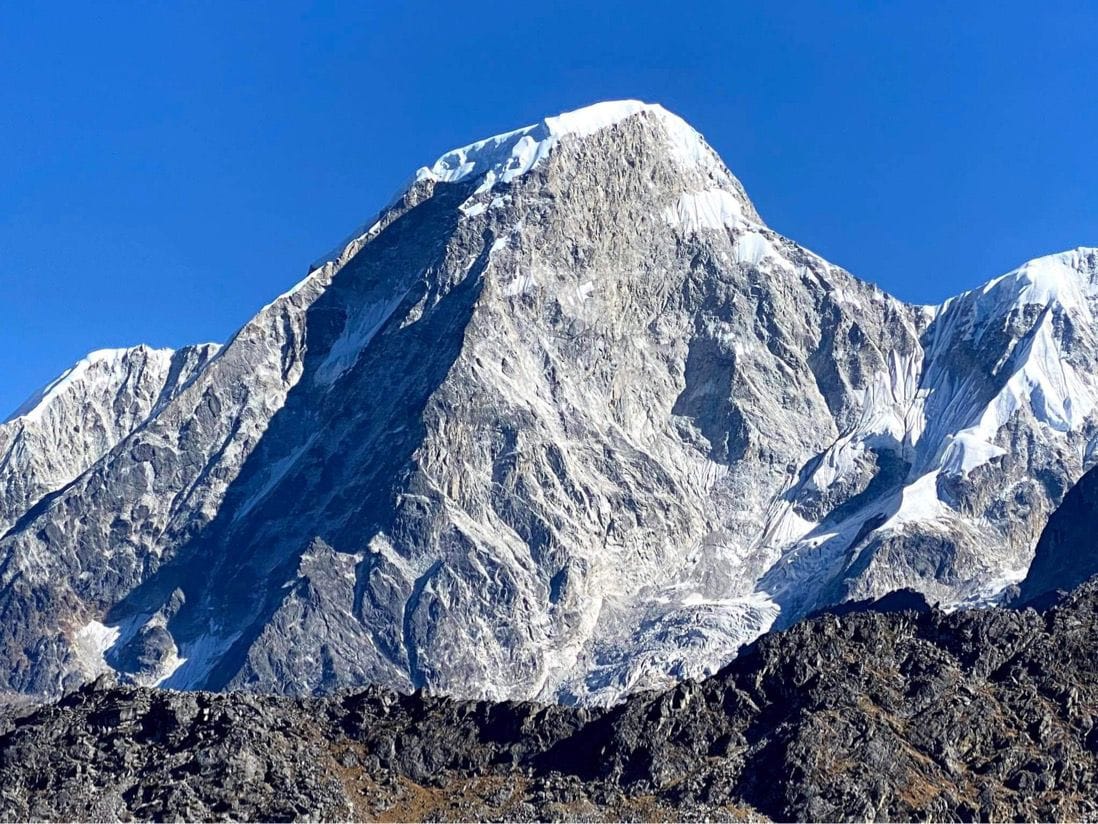 नेपाल र दक्षिण कोरियाका १० पर्वतारोहीले जुगल हिमाल आरोहण गर्दै